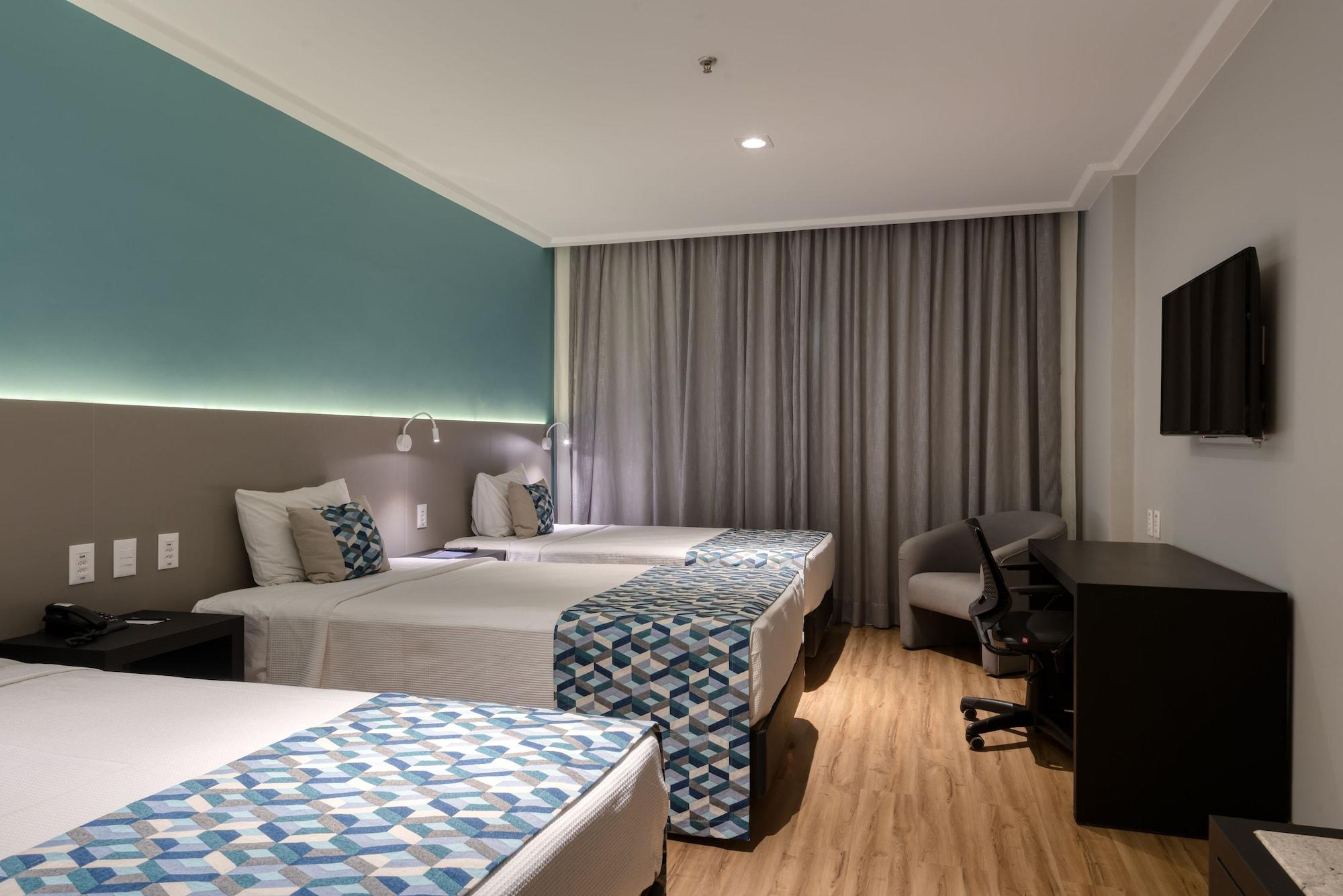 คอมฟอร์ต สวีท วิตอเรีย โฮเต็ล Hotel ภายนอก รูปภาพ