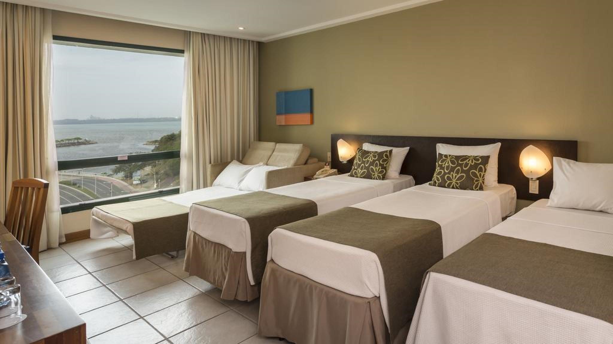 คอมฟอร์ต สวีท วิตอเรีย โฮเต็ล Hotel ภายนอก รูปภาพ